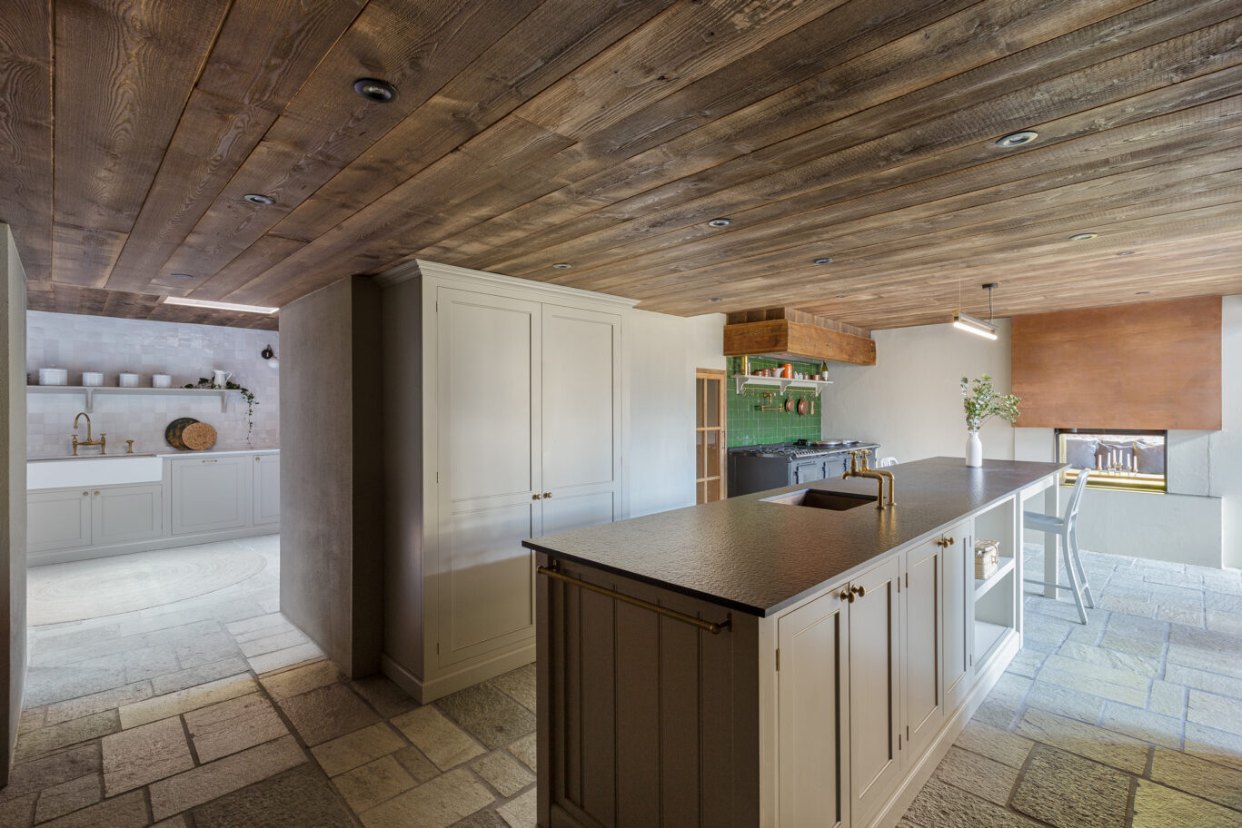 kitchen in luxury rental home chalet peter pan les houches