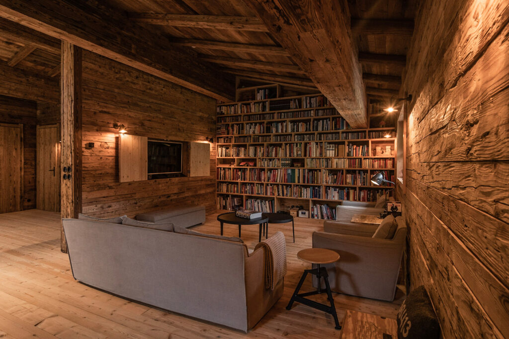 Luxury chalet library austria ski