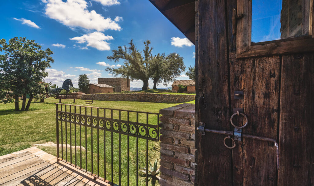 Hidden-Hills-Tuscany-012