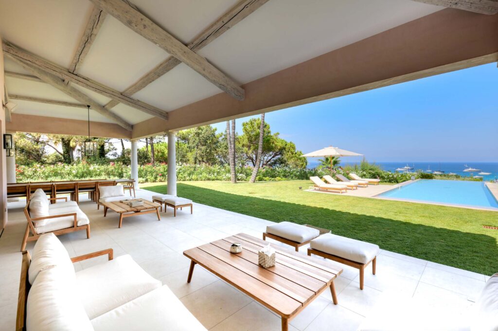 Sea-View-Villa-Saint-Tropez-016