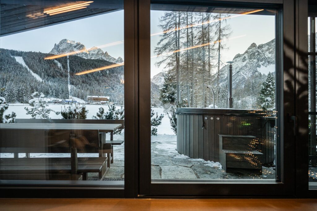 Larch-Chalet-Dolomites-013