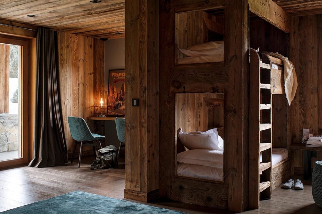 Chalet-bijou-French-Alps-036