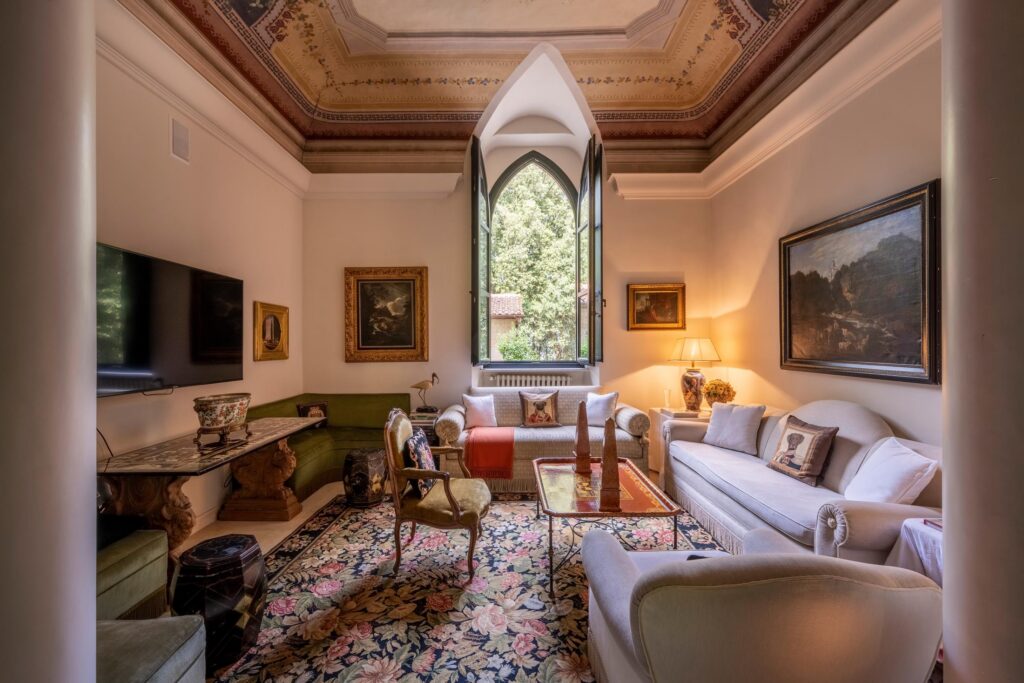 Luxury-Villa-Orcia-Tuscany-0102