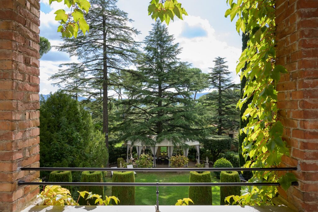 Luxury-Villa-Orcia-Tuscany-022