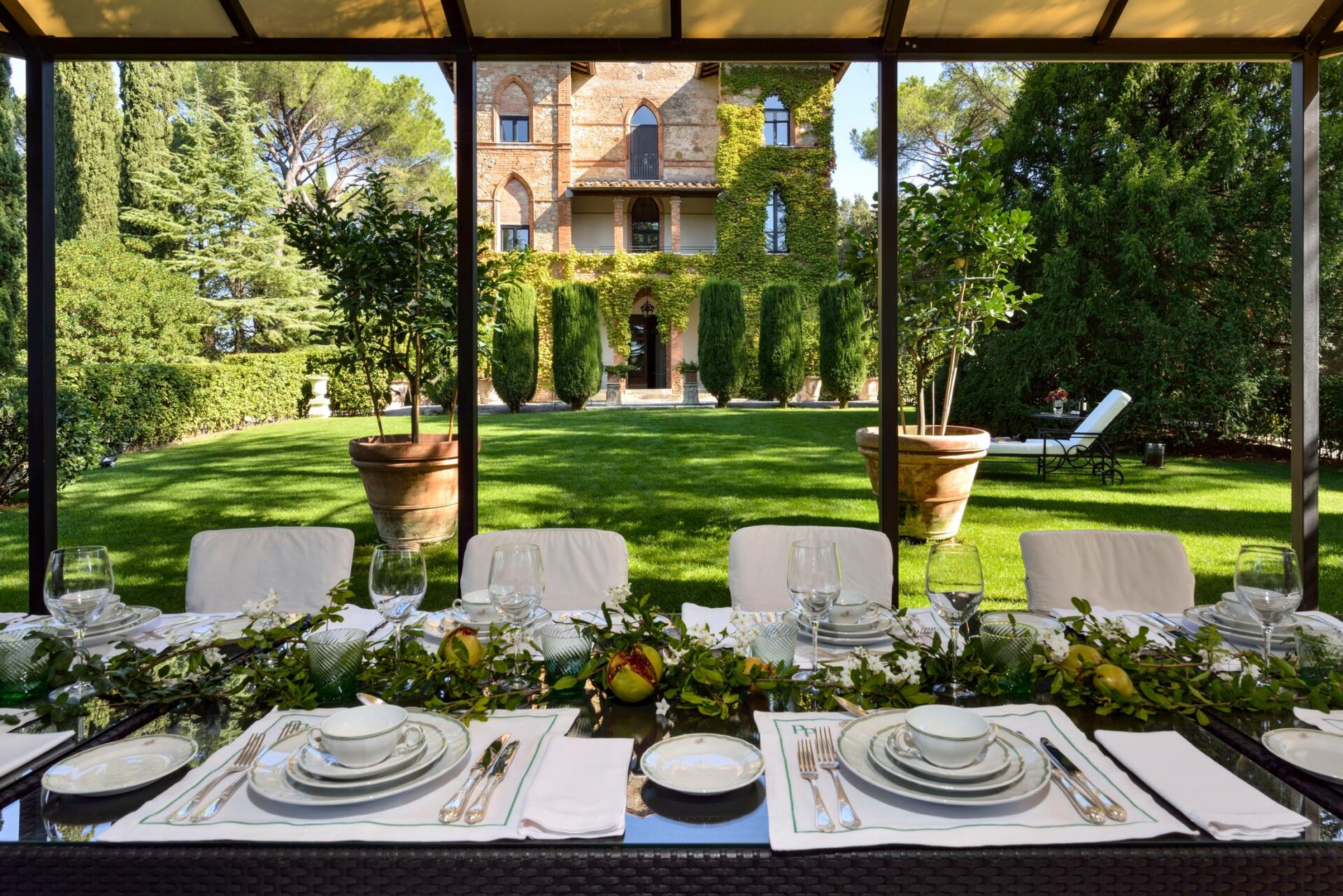 Luxury-Villa-Orcia-Tuscany-042