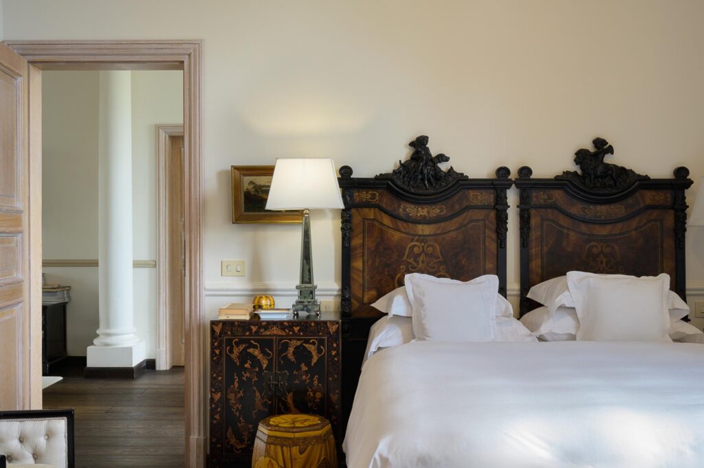 Luxury-Villa-Orcia-Tuscany-099